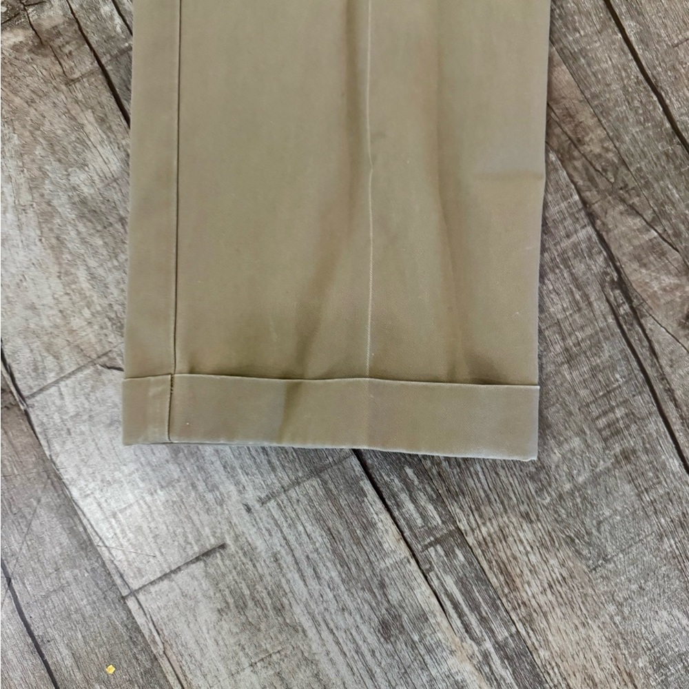 Men’s Roundtree & Yorke Khaki Dress Pants 38x34 Pleated Cuffed - Picture 3 of 8